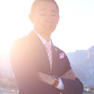 Meet your Posher, Derek